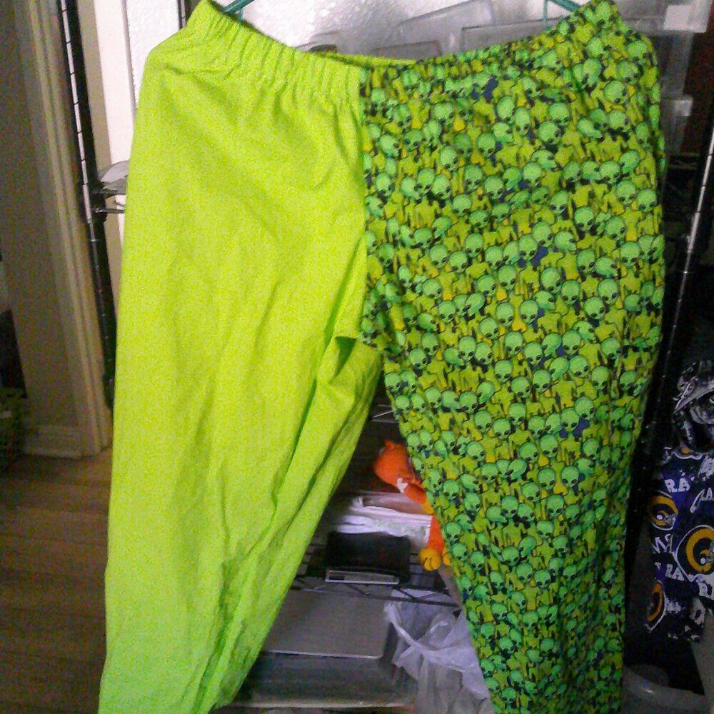 Unisex Large Aliens Elastic Waist Pants-Handmade-Unique!